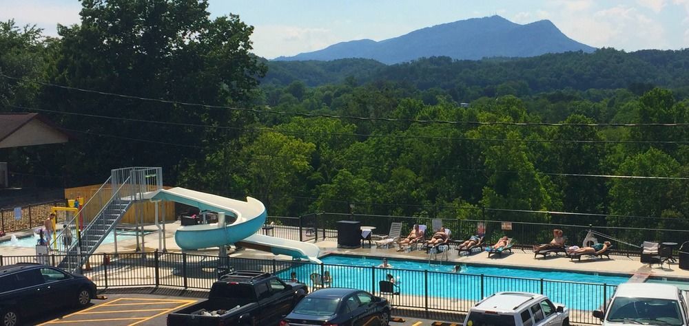 Howard Johnson By Wyndham Pigeon Forge Dış mekan fotoğraf